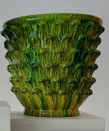 Strobilus Vase - AGATA TREASURES