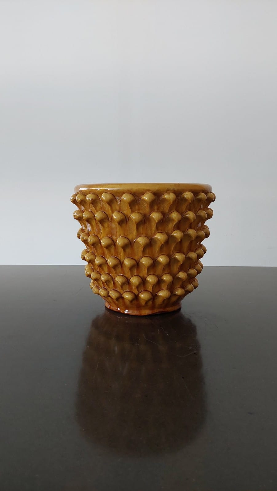 Strobilus Vase - AGATA TREASURES Ochre / Cm 30